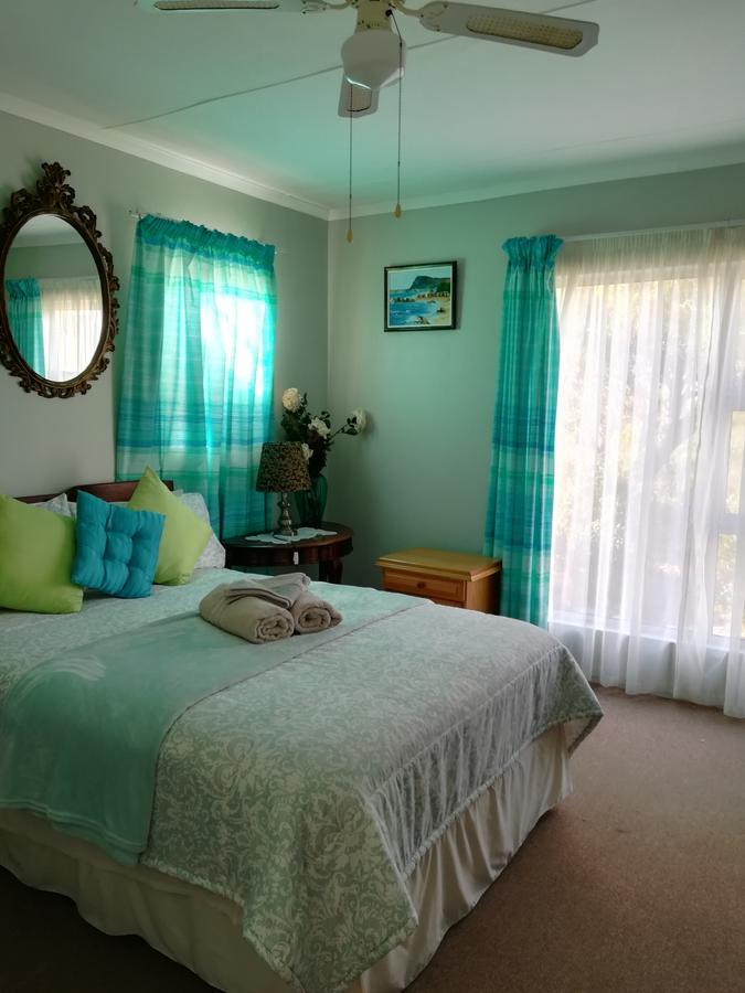 Avondsrus Guesthouse Bettys Bay Exterior photo